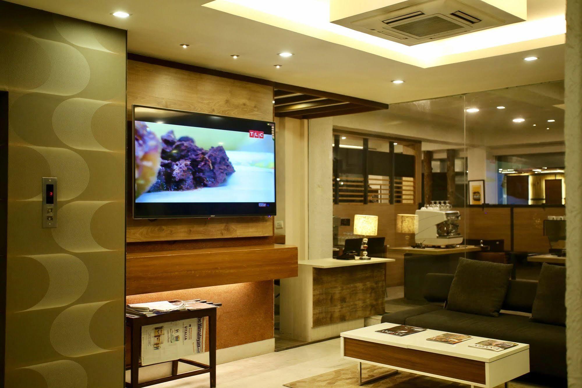 Marcopolo Business Hotel Katmandu Dış mekan fotoğraf