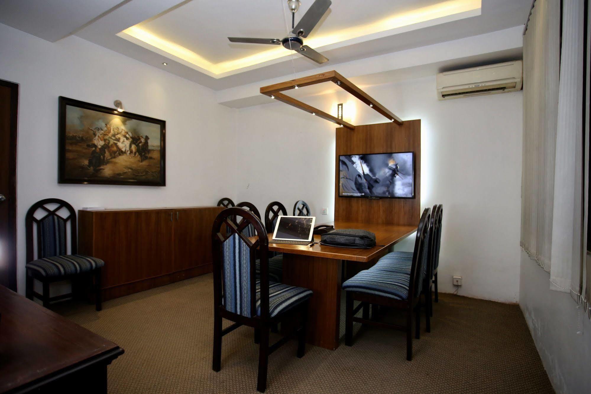 Marcopolo Business Hotel Katmandu Dış mekan fotoğraf